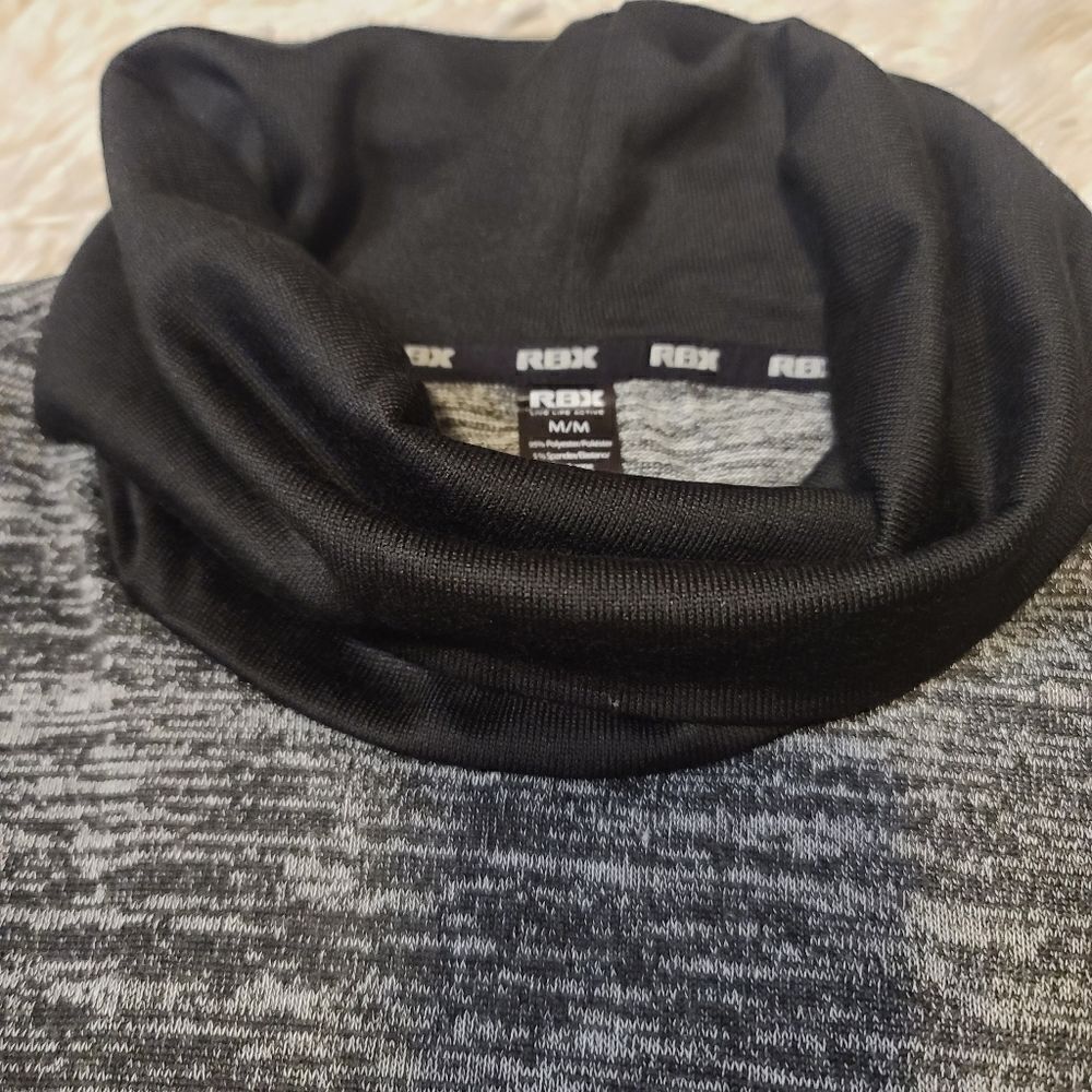 RBX Cold Shoulder Top Medium - Picture 4 of 7